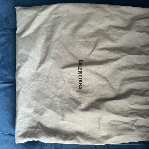 Balenciaga Cap in Taupe/Blue - Picture 5 of 5